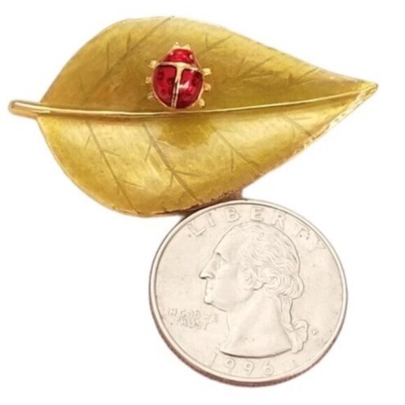LIA Green Enamel Leaf Lady Bug Trembler Brooch Pin, Signed L72 - Picture 7 of 10
